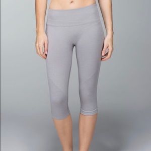 Lululemon In the Flow Crop